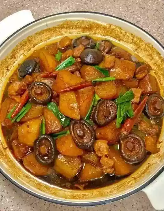 9 Cozy Winter Stews for People Who Don't Want to Cook