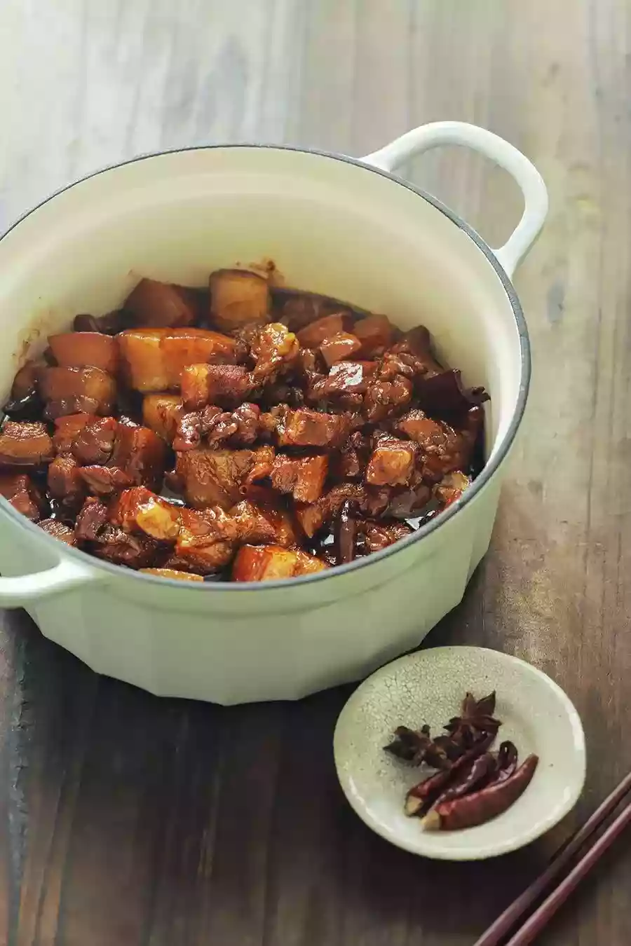 The best collection of recipes for cast iron Dutch ovens